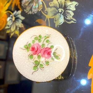 Enamel Rosé lipstick Holder